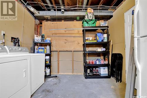 1130 Fort Street, Regina, SK - Indoor Photo Showing Laundry Room