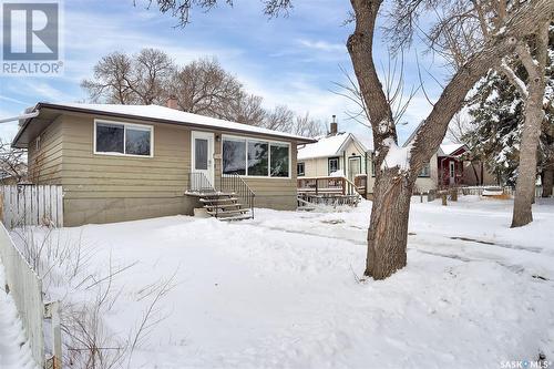 1130 Fort Street, Regina, SK - Outdoor With Deck Patio Veranda