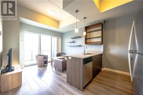 318 Spruce Street Unit# 2001, Waterloo, ON - Indoor Photo Showing Kitchen