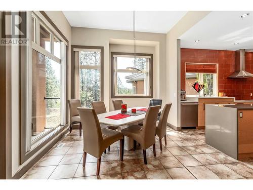 4100 Gallaghers Parkland Drive Unit# 12, Kelowna, BC - Indoor Photo Showing Dining Room