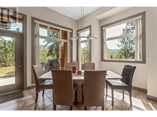 4100 Gallaghers Parkland Drive Unit# 12, Kelowna, BC - Indoor Photo Showing Dining Room