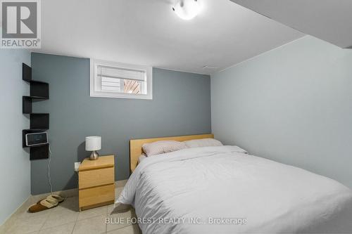 85 Brisbin Street E, London, ON - Indoor Photo Showing Bedroom