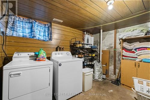 85 Brisbin Street E, London, ON - Indoor Photo Showing Laundry Room