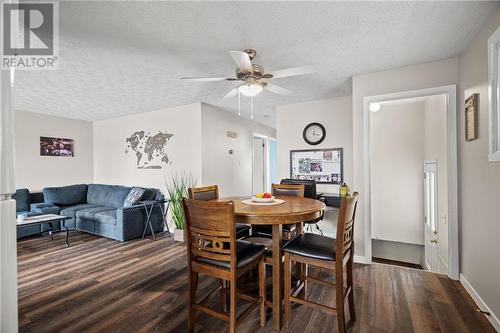 220 Kensington Street, Cornwall, ON - Indoor Photo Showing Dining Room