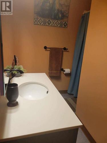 405 Elkhorn Street, Greenwood, BC - Indoor Photo Showing Bathroom