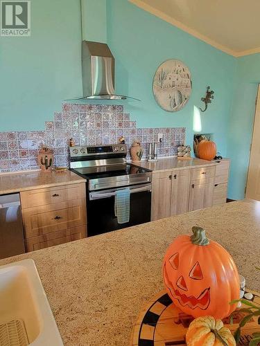 405 Elkhorn Street, Greenwood, BC - Indoor Photo Showing Kitchen