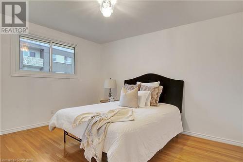 15 Cherry Hill Drive, Kitchener, ON - Indoor Photo Showing Bedroom