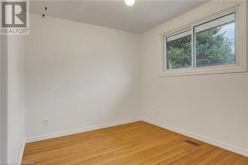 15 Cherry Hill Drive, Kitchener, ON - Indoor Photo Showing Other Room