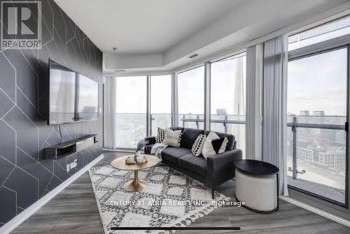 4707 - 12 York Street, Toronto, ON - Indoor Photo Showing Living Room