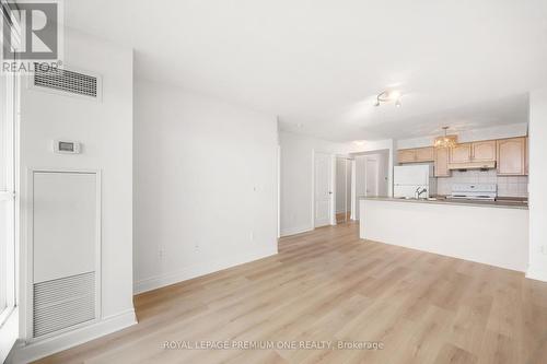 610 - 50 Brian Harrison Way, Toronto, ON - Indoor Photo Showing Kitchen