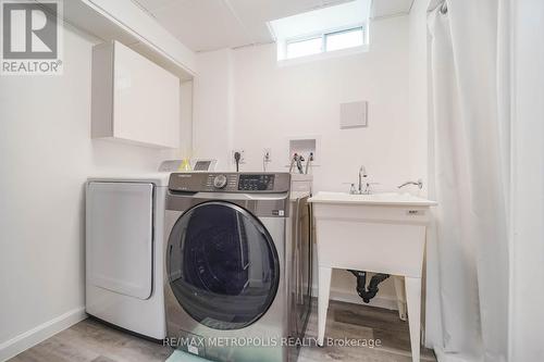 638 Galahad Drive, Oshawa, ON - Indoor Photo Showing Laundry Room