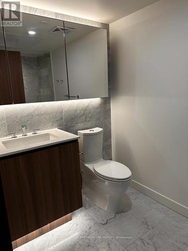 1708 - 17 Bathurst Street, Toronto, ON - Indoor Photo Showing Bathroom