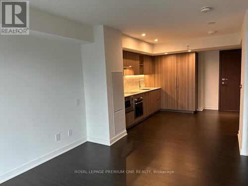 1708 - 17 Bathurst Street, Toronto, ON - Indoor