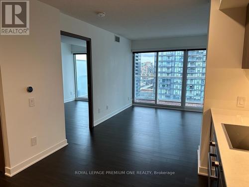 1708 - 17 Bathurst Street, Toronto, ON - Indoor Photo Showing Other Room