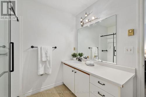 6 - 25 Progress Avenue, Belleville, ON - Indoor Photo Showing Bathroom