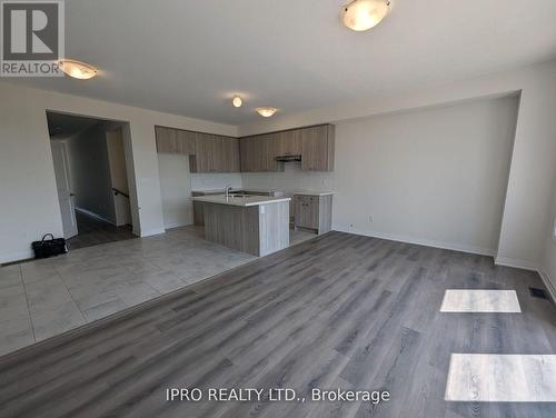 1175 Marathon Avenue, Pickering, ON - Indoor Photo Showing Kitchen