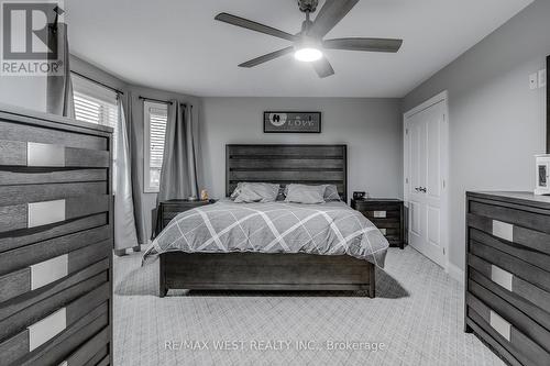 14 Sheppard Drive, Tay, ON - Indoor Photo Showing Bedroom