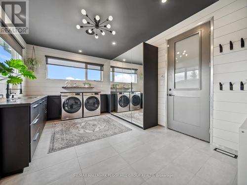 7 Meadowlark Way, Collingwood, ON - Indoor Photo Showing Laundry Room