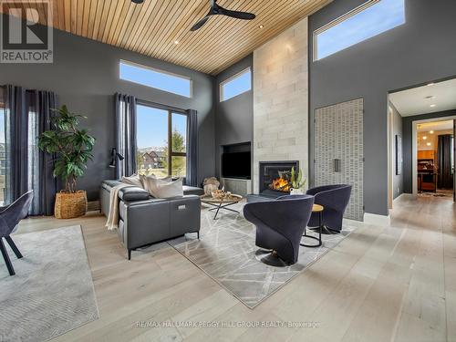 7 Meadowlark Way, Collingwood, ON - Indoor Photo Showing Living Room With Fireplace