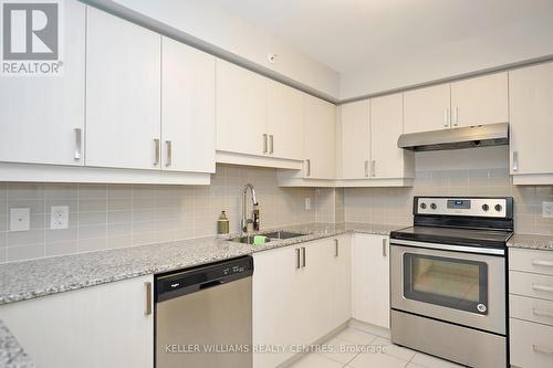 222 - 481 Rupert Avenue, Whitchurch-Stouffville, ON - Indoor Photo Showing Kitchen With Stainless Steel Kitchen With Double Sink With Upgraded Kitchen