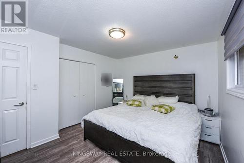 4187 Highland Park Drive, Lincoln, ON - Indoor Photo Showing Bedroom