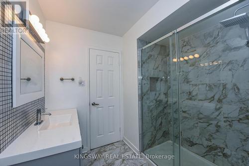 4187 Highland Park Drive, Lincoln, ON - Indoor Photo Showing Bathroom