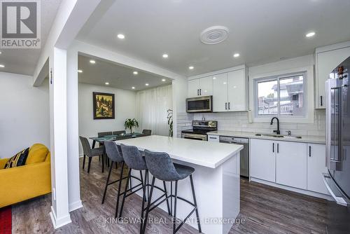 4187 Highland Park Drive, Lincoln, ON - Indoor Photo Showing Kitchen With Upgraded Kitchen