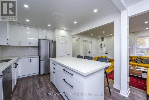 4187 Highland Park Drive, Lincoln, ON - Indoor Photo Showing Kitchen With Upgraded Kitchen