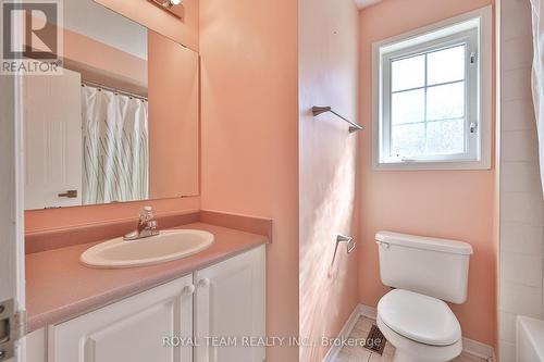 280 - 23 Observatory Lane, Richmond Hill, ON - Indoor Photo Showing Bathroom