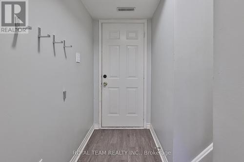 280 - 23 Observatory Lane, Richmond Hill, ON - Indoor Photo Showing Other Room