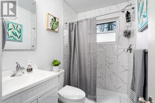 1240 Hillcrest Avenue, London, ON - Indoor Photo Showing Bathroom