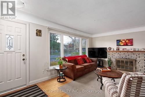 1240 Hillcrest Avenue, London, ON - Indoor Photo Showing Living Room With Fireplace