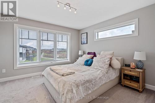 2479 Tokala Trail, London, ON - Indoor Photo Showing Bedroom