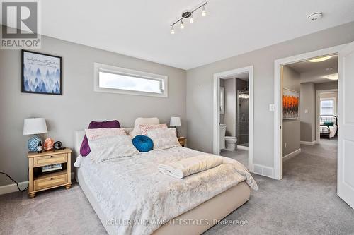 2479 Tokala Trail, London, ON - Indoor Photo Showing Bedroom