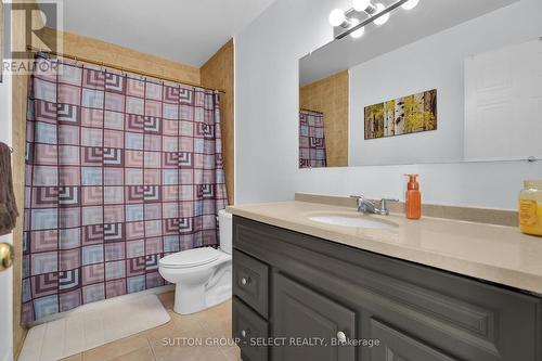 83 Sunrise Crescent, London, ON - Indoor Photo Showing Bathroom