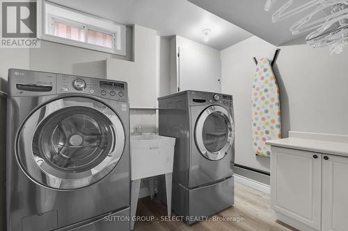 83 Sunrise Crescent, London, ON - Indoor Photo Showing Laundry Room