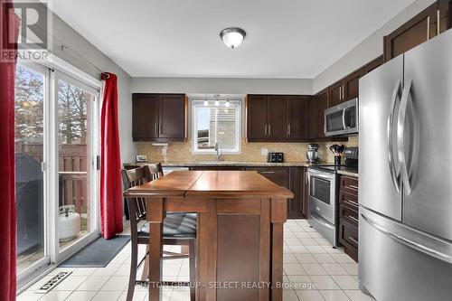 83 Sunrise Crescent, London, ON - Indoor Photo Showing Kitchen With Stainless Steel Kitchen