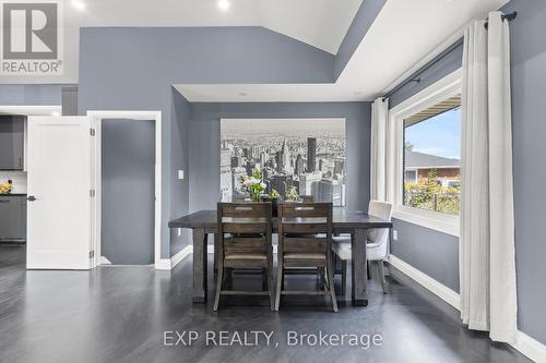 32 Ridgewood Drive, Welland (769 - Prince Charles), ON - Indoor Photo Showing Dining Room