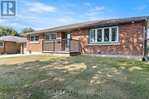 32 Ridgewood Drive, Welland (769 - Prince Charles), ON - Outdoor With Deck Patio Veranda