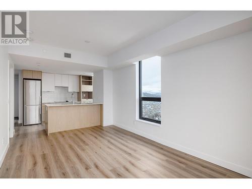 1488 Bertram Street Unit# 2905, Kelowna, BC - Indoor Photo Showing Kitchen