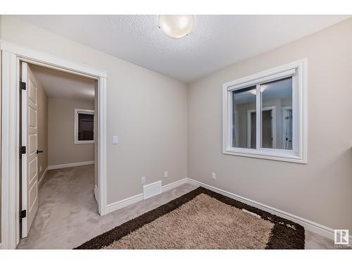 17126 38 St Nw, Edmonton, AB - Indoor Photo Showing Other Room