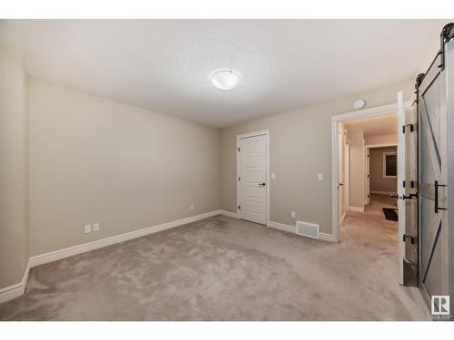 17126 38 St Nw, Edmonton, AB - Indoor Photo Showing Other Room