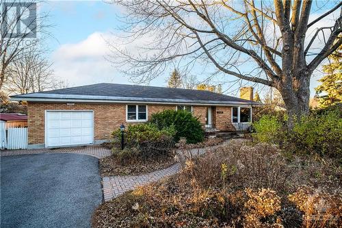 1944 Ronald Avenue, Ottawa, ON - Outdoor