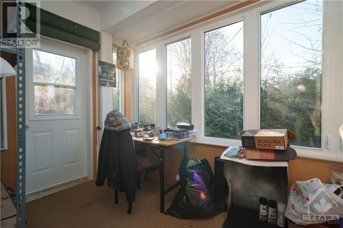 Sun room - 1944 Ronald Avenue, Ottawa, ON - Indoor