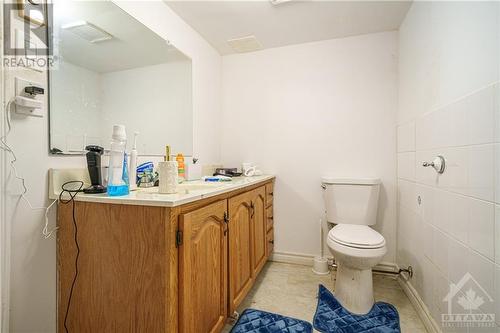 Basement full bath - 1944 Ronald Avenue, Ottawa, ON - Indoor Photo Showing Bathroom