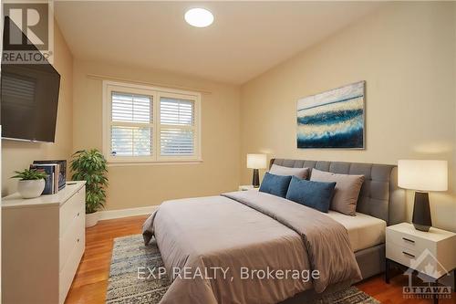 1944 Ronald Avenue, Ottawa, ON - Indoor Photo Showing Bedroom