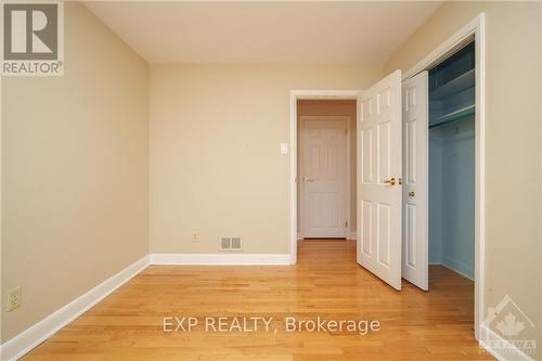 1944 Ronald Avenue, Ottawa, ON - Indoor Photo Showing Other Room