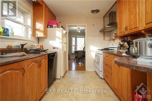 1944 Ronald Avenue, Ottawa, ON - Indoor Photo Showing Kitchen