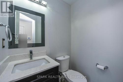 42 Winners Circle, Brampton, ON - Indoor Photo Showing Bathroom