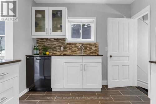 56 Junkin Street, St. Catharines, ON - Indoor Photo Showing Kitchen